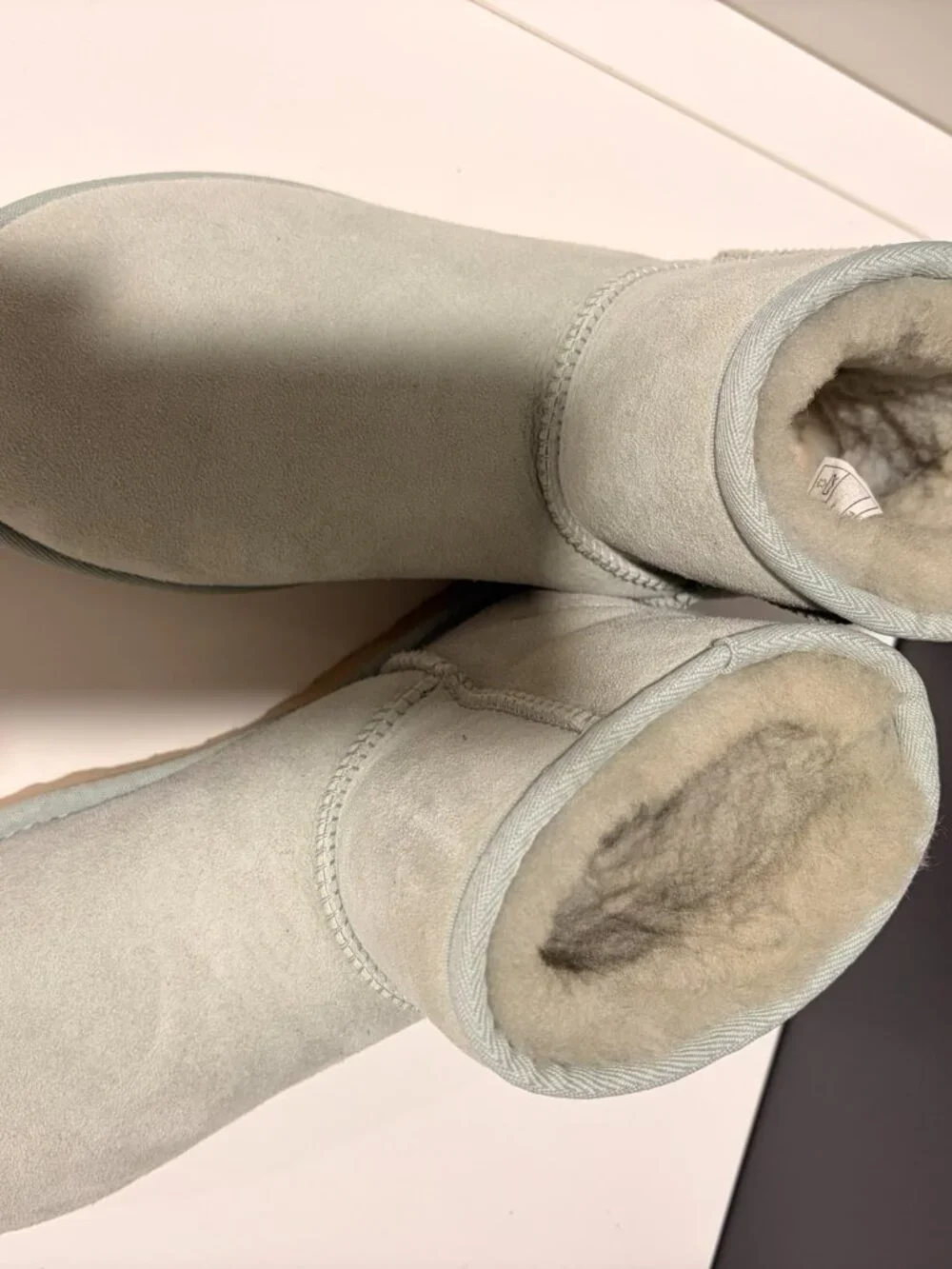 UGG classic mini